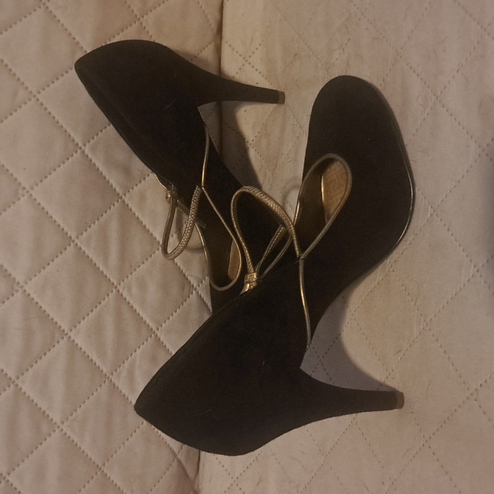 Rockport Black & Gold Suede Heels, Size 8 - Picture 4 of 11
